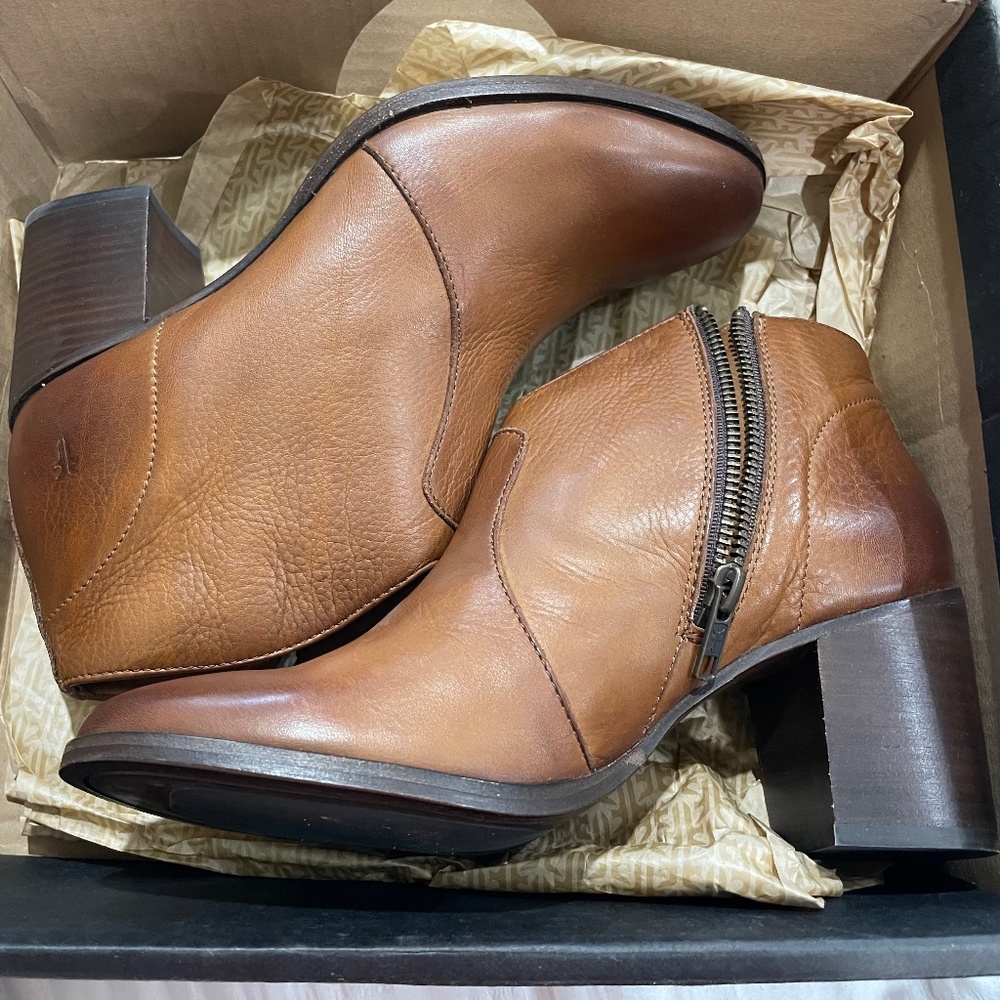 Frye Nora Zip Short Bootie size 7.5